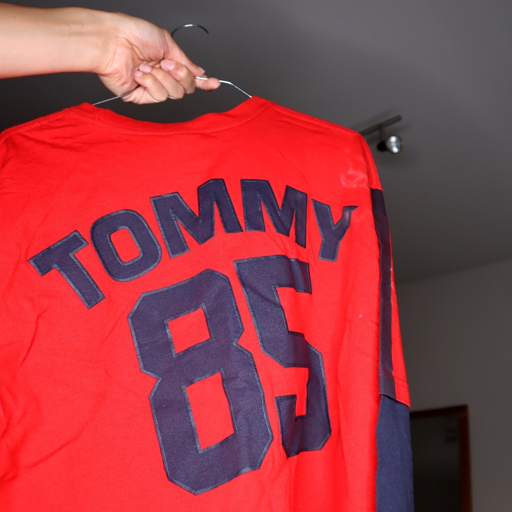 Vintage Tommy Long Sleeve!